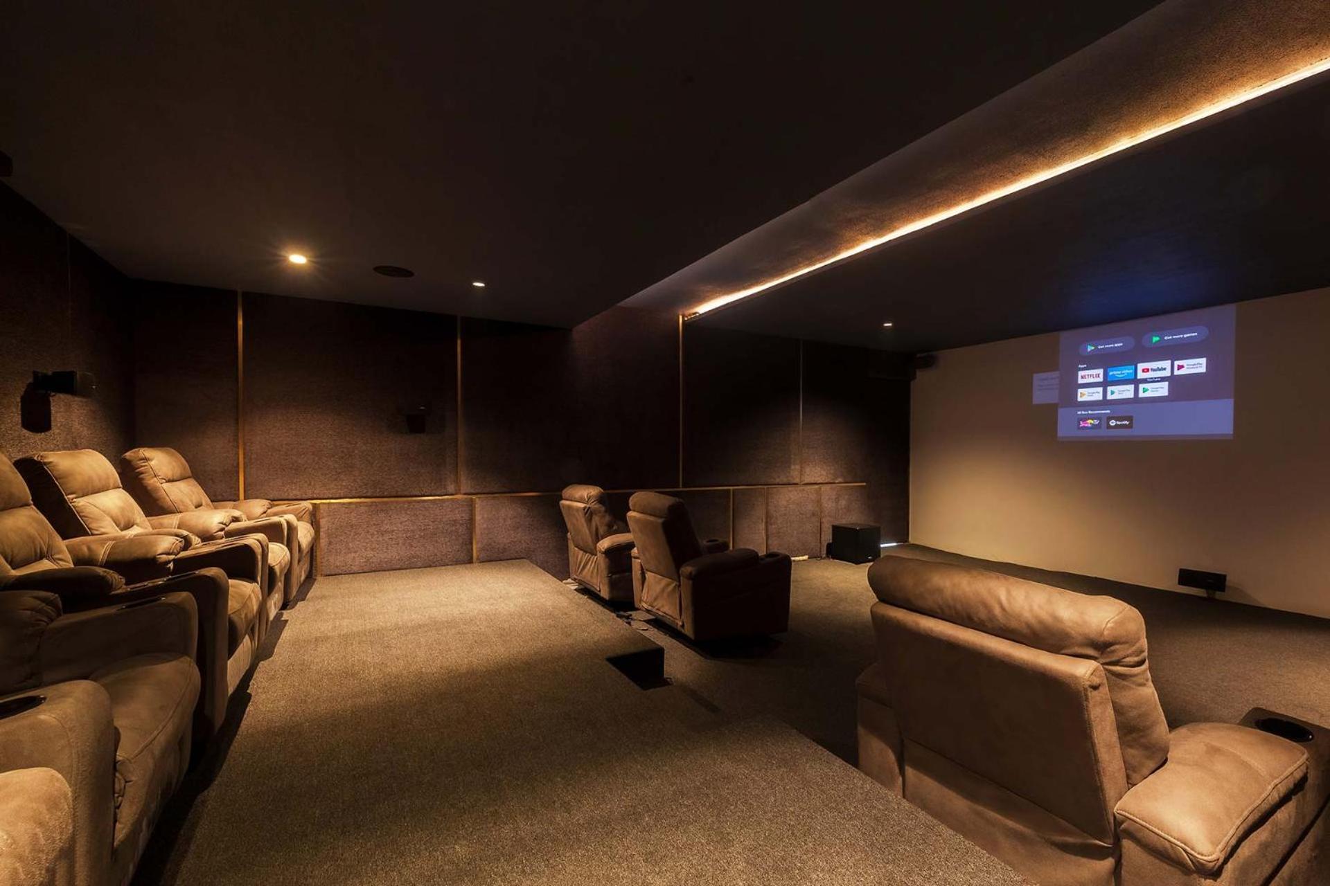 Stayvista'S Villa 107 At Canary Farms - Pure Veg With Huge Lawn, Pool And Home Theatre Lonavala Bagian luar foto